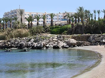  Отель QUEENS BAY 3*