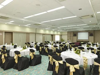 Отель ROYAL ORCHID BEACH RESORT & SPA 4*