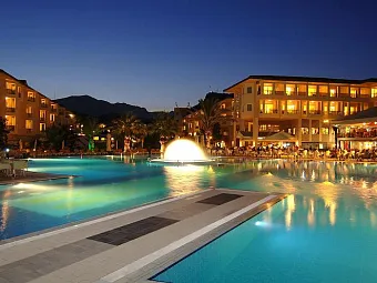 Отель QUEEN'S PARK LE JARDIN 5*