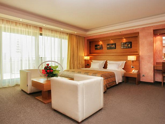 Отель MONTE CASA SPA & WELLNESS 4*