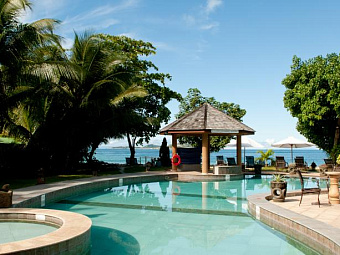  CASTELLO BEACH PRASLIN 4*