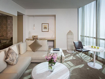 Отель JUMEIRAH AT ETIHAD TOWERS 5*