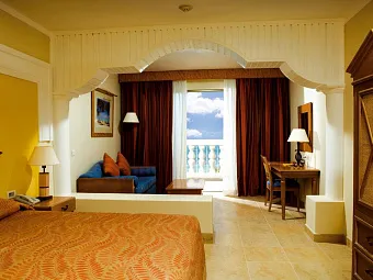 Отель IBEROSTAR ROSE HALL BEACH 5*