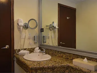 Отель ADHARA HACIENDA CANCUN 3*