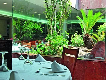 Ресторан в отеле 4R SALOU PARK RESORT I 4*