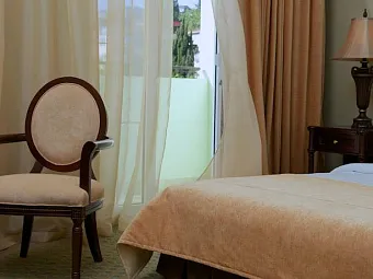 Отель GREEN HOUSE 4*