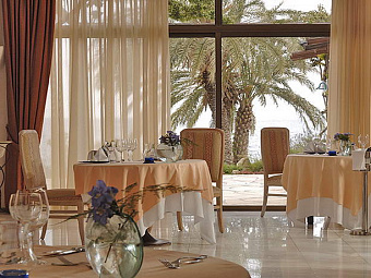 CORAL BEACH HOTEL & RESORT CYPRUS 5*