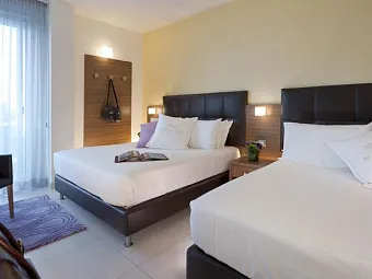 Отель AQUA 4*