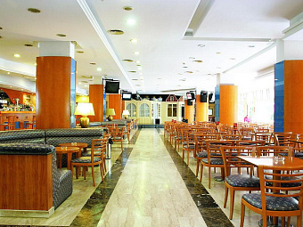    4R REGINA GRAN HOTEL 4*