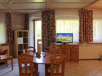 Отель EVIANQUELLE HOTEL 3*