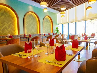 LUGANO RESORT & SPA CAM RANH 5*