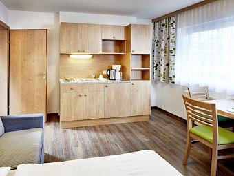 GRUENER BAUM HOTEL 3*