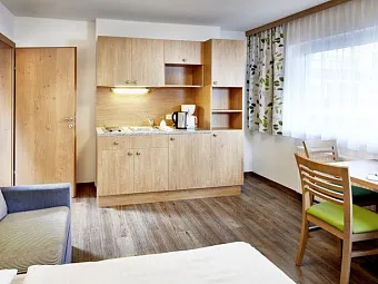 Отель GRUENER BAUM HOTEL 3*