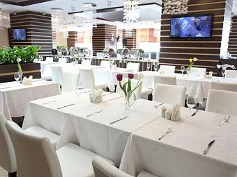 Гостиничный комплекс «Bridge Resort 4*»