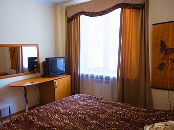 ШАТО ЛЕОПАРД 3*