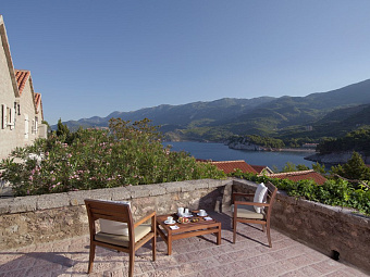 AMAN SVETI STEFAN 5*