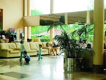 4R REGINA GRAN HOTEL 4* (ех REGINA GRAN HOTEL)