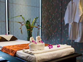 Holiday Inn ( ex. DOUBLETREE) RESORT PHUKET SURIN BEACH 4*
