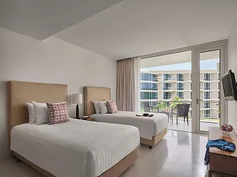  Отель SPLASH BEACH RESORT PHUKET 5*