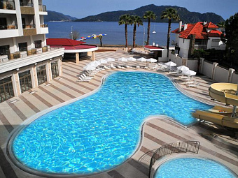 GOLDEN ROCK BEACH HOTEL 5*