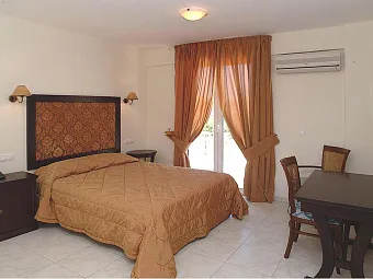 Отель GOUVES SEA & MARE HOTEL 4*