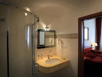 Отель ARISTON & ARISTON PATIO 4*