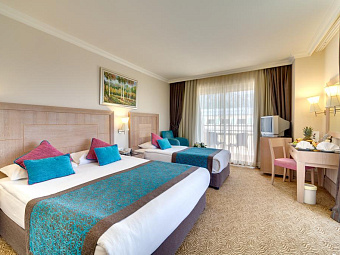 CRYSTAL DE LUXE RESORT & SPA 5*