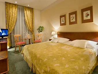 Отель ROKOKO 4*