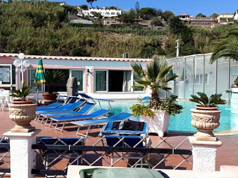 CASTIGLIONE VILLAGE HOTEL 4*