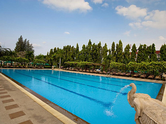 Отель PINNACLE GRAND JOMTIEN PATTAYA 4*