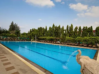 Отель PINNACLE GRAND JOMTIEN PATTAYA 4*