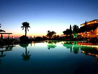 Отель PINE BAY HOLIDAY RESORT HV-1/5*