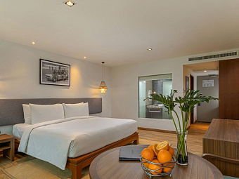 Deluxe Balcony Room