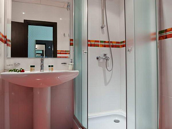 SAINT GEORGE PALACE 4*