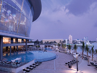 Отель JUMEIRAH AT ETIHAD TOWERS 5*