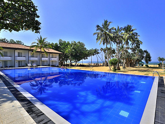 HIBISCUS BEACH HOTEL & VILLAS 4*