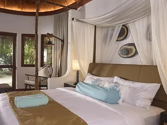 Отель MAKUNUDU ISLAND 5*