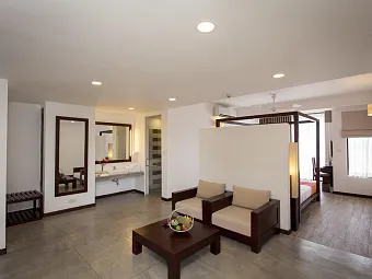 THE CALM RESORT & SPA 4*