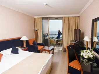 Отель CRYSTAL SUNRISE QUEEN LUXURY RESORT & SPA 5*