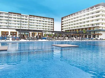 ROYALTON BLUE WATERS 5*