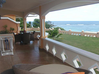 AU FOND DE MER VIEW SELF CATERING APARTMENT