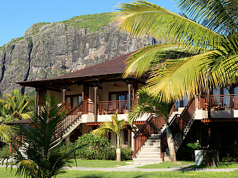LUX* LE MORNE 5*