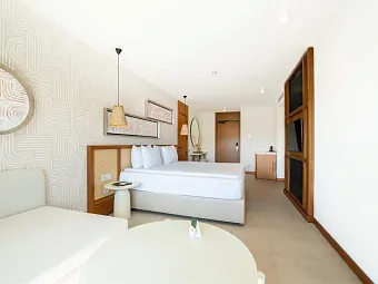 THE NORM COLLECTION DOOR'A 5*