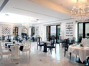 Отель GRANDE REAL VILLA ITALIA HOTEL & SPA 5*