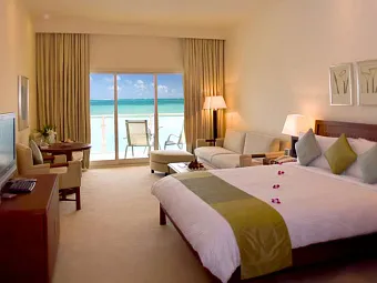 Отель RADISSON BLU RESORT FUJAIRAH 5*