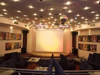 Отель DOUBLETREE BY HILTON 5*
