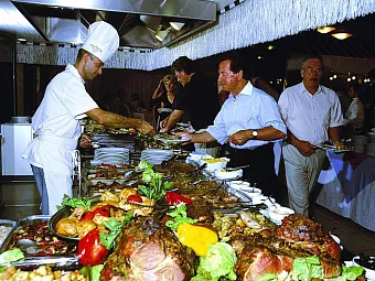 Ресторан  в отеле AMBASCIATORI PALACE 4*