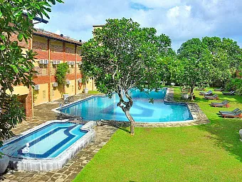 Отель LONG BEACH RESORT 4*, Шри-Ланка, Коггала.