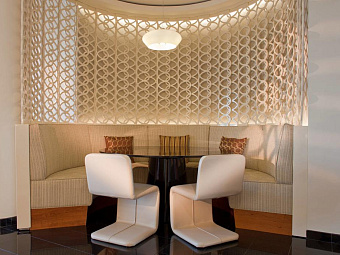 JUMEIRAH EMIRATES TOWERS 5*