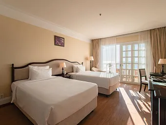 SUNRISE NHA TRANG BEACH HOTEL & SPA 5*